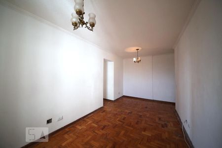 Sala de apartamento para alugar com 3 quartos, 75m² em Vila São Paulo, São Paulo