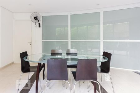 Apartamento para alugar com 30m², 1 quarto e 1 vagaHome Office