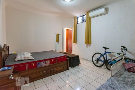 Suíte de casa à venda com 2 quartos, 200m² em Vila Anhangüera, Campinas
