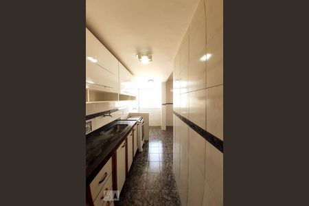 Apartamento à venda com 70m², 2 quartos e 1 vaga Apartamento à venda com 70m², 2 quartos e 1 vagaCozinha