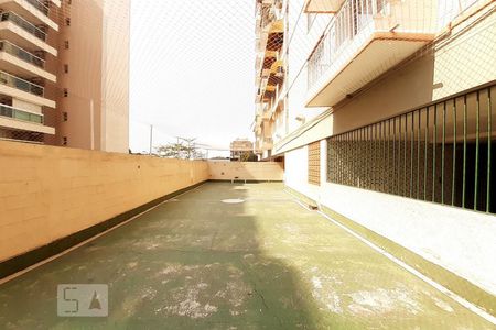 Apartamento à venda com 70m², 2 quartos e 1 vaga Apartamento à venda com 70m², 2 quartos e 1 vagaÁrea comum - Quadra