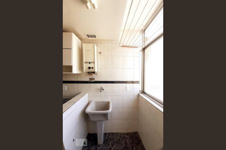 Apartamento à venda com 70m², 2 quartos e 1 vaga Apartamento à venda com 70m², 2 quartos e 1 vagaÁrea de Serviço