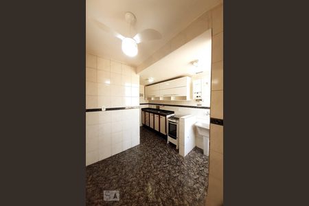 Apartamento à venda com 70m², 2 quartos e 1 vaga Apartamento à venda com 70m², 2 quartos e 1 vagaCozinha