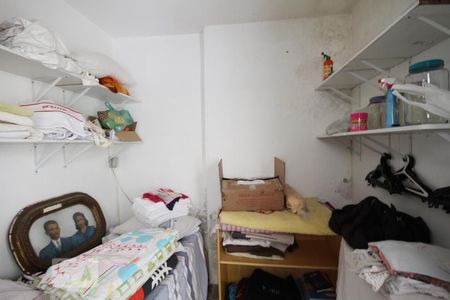 Casa à venda com 220m², 3 quartos e 5 vagasQuarto de Serviço