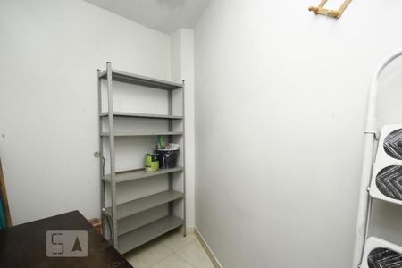 Apartamento à venda com 40m², 1 quarto e sem vagaEscritório