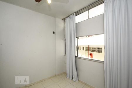Apartamento à venda com 40m², 1 quarto e sem vagaQuarto