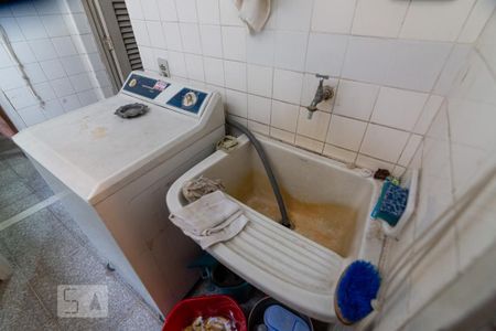 Apartamento à venda com 80m², 3 quartos e 1 vagaÁrea de Serviço