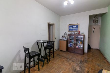 Apartamento à venda com 80m², 3 quartos e 1 vagaSala