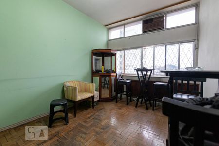 Apartamento à venda com 80m², 3 quartos e 1 vagaSala