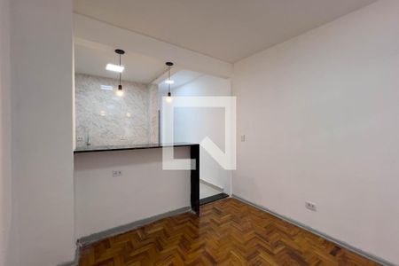 Sala de kitnet/studio para alugar com 1 quarto, 40m² em Liberdade, São Paulo