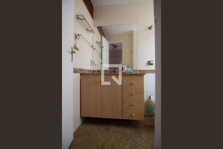 Apartamento à venda com 120m², 3 quartos e 1 vaga Apartamento à venda com 120m², 3 quartos e 1 vagaBanheiro da Suíte