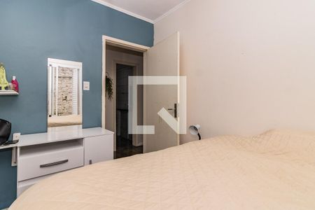 Dormitório de apartamento à venda com 3 quartos, 84m² em Medianeira, Porto Alegre
