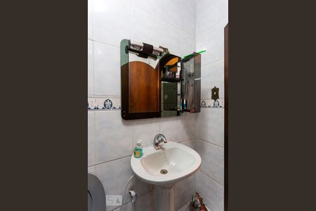 Banheiro de casa à venda com 3 quartos, 159m² em Jardim das Flores, Osasco