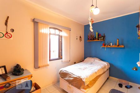 Casa à venda com 159m², 3 quartos e 4 vagas Casa à venda com 159m², 3 quartos e 4 vagasQuarto 2