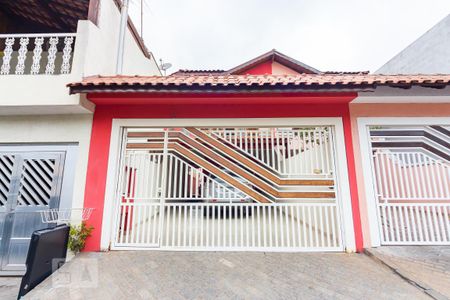 Casa à venda com 250m², 3 quartos e 4 vagasFachada