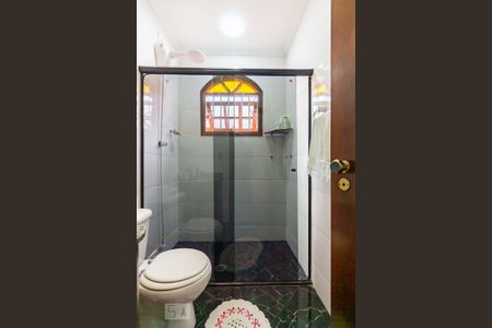 Casa à venda com 250m², 3 quartos e 4 vagasBanheiro