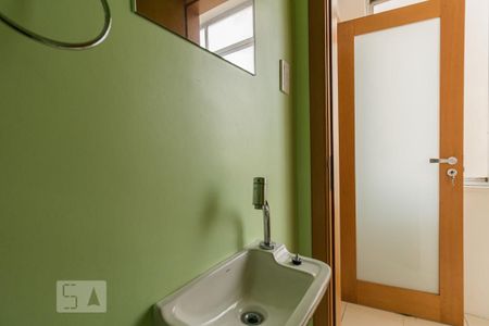 Apartamento à venda com 126m², 2 quartos e sem vagaBanheiro de Serviço