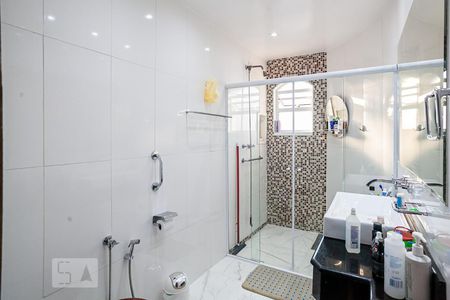 Casa à venda com 280m², 3 quartos e 3 vagas Casa à venda com 280m², 3 quartos e 3 vagasBanheiro da Suíte