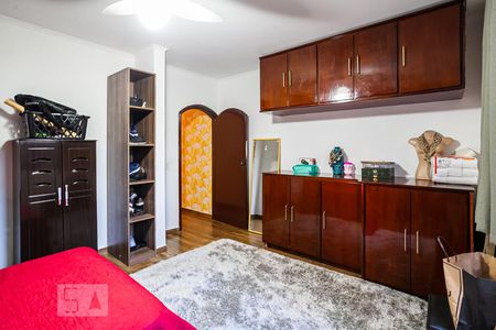 Casa à venda com 280m², 3 quartos e 3 vagas Casa à venda com 280m², 3 quartos e 3 vagasQuarto 2