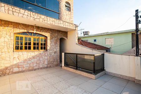 Casa à venda com 280m², 3 quartos e 3 vagas Casa à venda com 280m², 3 quartos e 3 vagasSacada