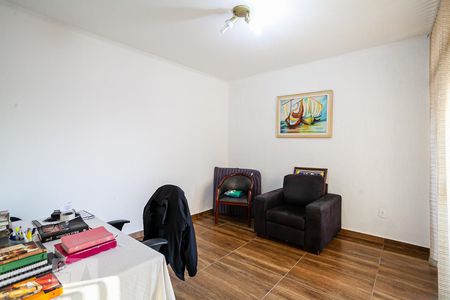 Casa à venda com 280m², 3 quartos e 3 vagas Casa à venda com 280m², 3 quartos e 3 vagasQuarto 3