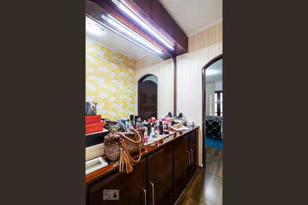 Casa à venda com 280m², 3 quartos e 3 vagas Casa à venda com 280m², 3 quartos e 3 vagasCorredor