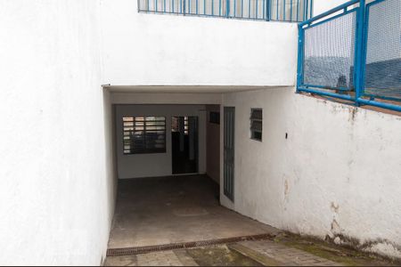 Casa para alugar com 300m², 4 quartos e 2 vagas Casa para alugar com 300m², 4 quartos e 2 vagasFachada