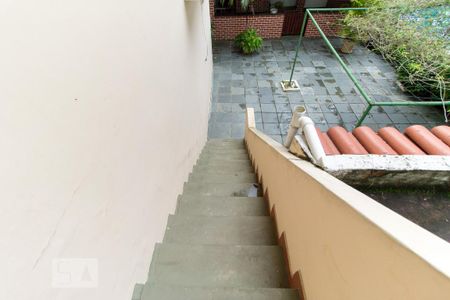 Casa à venda com 499m², 6 quartos e 7 vagasEscada para o Terraço e Quintal