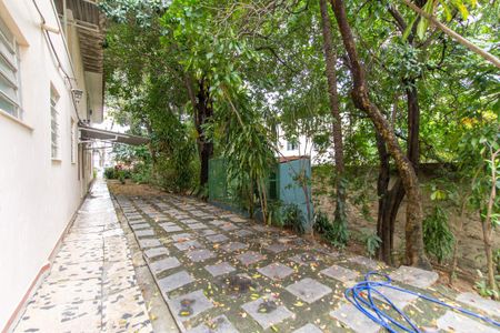 Casa à venda com 499m², 6 quartos e 7 vagasÁrea Externa