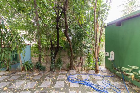 Casa à venda com 499m², 6 quartos e 7 vagasCasa 2 - Vista Sala