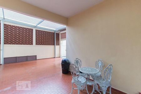 Casa à venda com 499m², 6 quartos e 7 vagasHall de Acesso à Casa 2