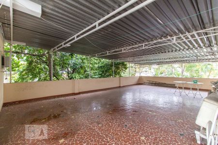 Casa à venda com 499m², 6 quartos e 7 vagasTerraço