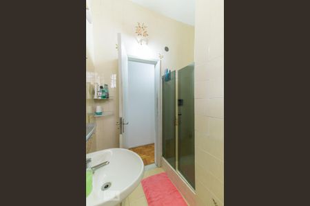 Casa à venda com 499m², 6 quartos e 7 vagasCasa 1 - Banheiro Social 2