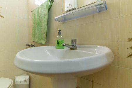 Casa à venda com 499m², 6 quartos e 7 vagasCasa 1 - Banheiro Social 2