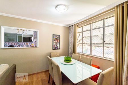 Sala de apartamento para alugar com 2 quartos, 50m² em Engenhoca, Niterói