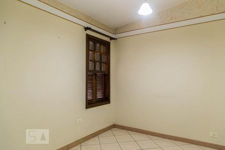 Casa à venda com 144m², 4 quartos e 2 vagasSuíte