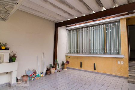 Casa à venda com 144m², 4 quartos e 2 vagasGaragem