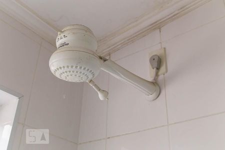 Casa à venda com 144m², 4 quartos e 2 vagasBanheiro da edícula - Chuveiro