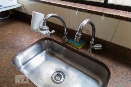 Casa à venda com 144m², 4 quartos e 2 vagasCozinha - Torneira