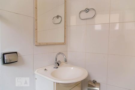 Casa à venda com 144m², 4 quartos e 2 vagasBanheiro da edícula