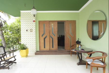 Varanda de casa à venda com 6 quartos, 504m² em Pechincha, Rio de Janeiro