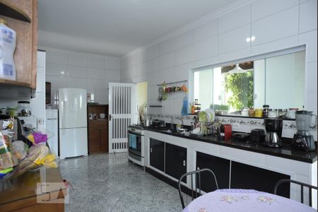 Casa à venda com 504m², 6 quartos e 2 vagasCozinha