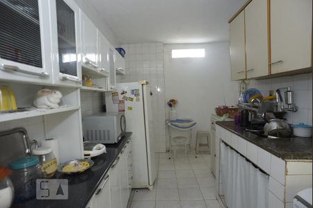 Casa à venda com 504m², 6 quartos e 2 vagasCozinha da casa de Hospede