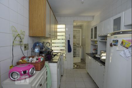 Casa à venda com 504m², 6 quartos e 2 vagasCozinha da casa de Hospede