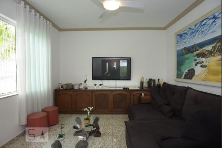 Sala de casa à venda com 6 quartos, 504m² em Pechincha, Rio de Janeiro