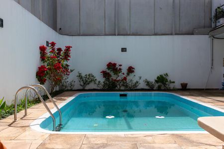 Casa para alugar com 281m², 3 quartos e 4 vagasPiscina