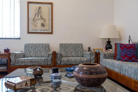 Sala de Estar de casa para alugar com 3 quartos, 281m² em Planalto Paulista, São Paulo