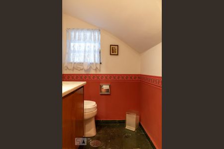 Casa para alugar com 281m², 3 quartos e 4 vagasLavabo