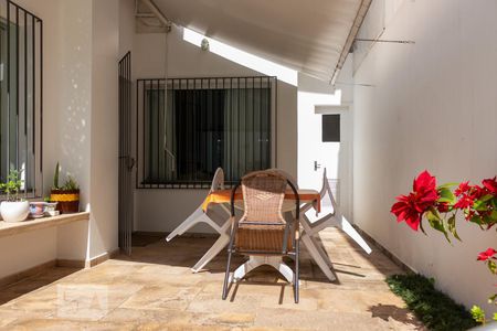 Casa para alugar com 281m², 3 quartos e 4 vagasPiscina