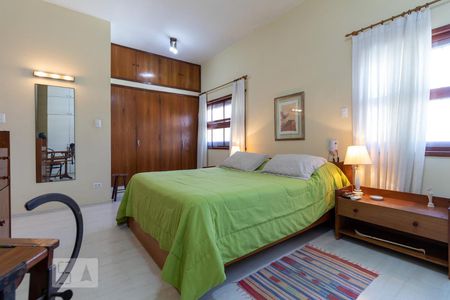 Casa para alugar com 281m², 3 quartos e 4 vagasSuíte 1